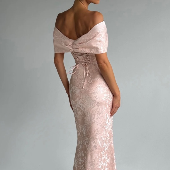 Chic Off-Shoulder Pink Maxi Dress - Picture 3 of 9